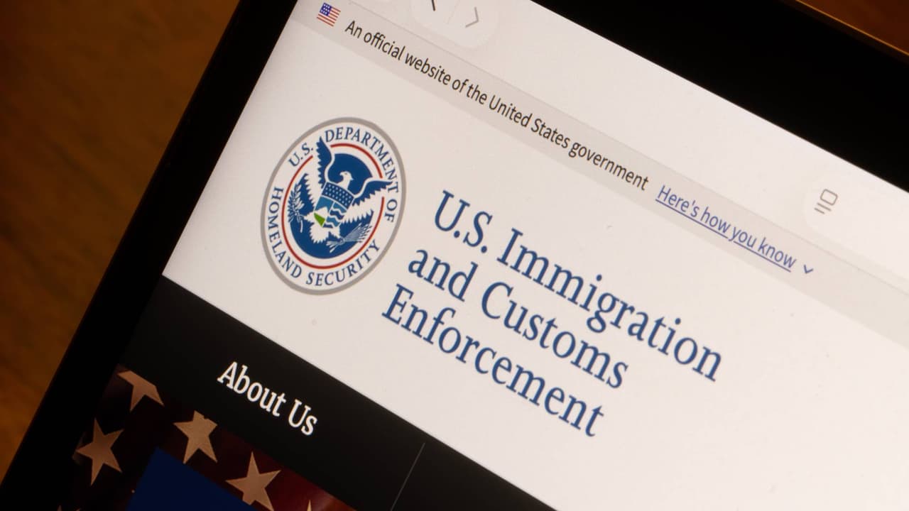 "Tiene dos hijos ciudadanos" hispano detenido por ICE y con hijo que necesita trasplante logra audiencia de fianza