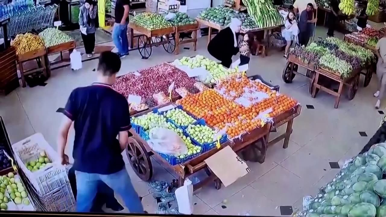 La semana en video: la explosión masiva de 'beepers' en Líbano y el arresto de un niño acusado de amenazar con tiroteos