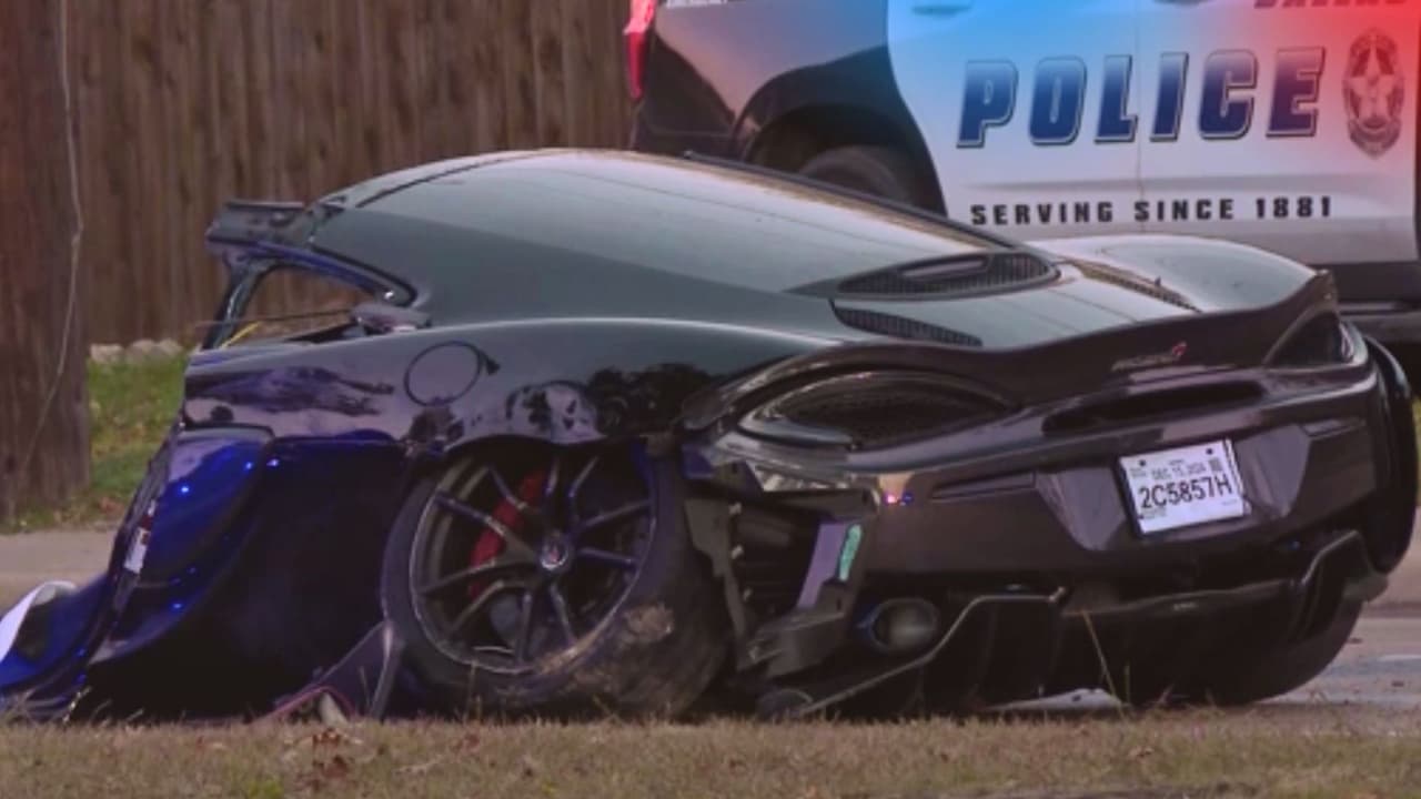 Coche se estrella contra la sede de Jabad-Lubavitch en Brooklyn, ¿hay heridos?
