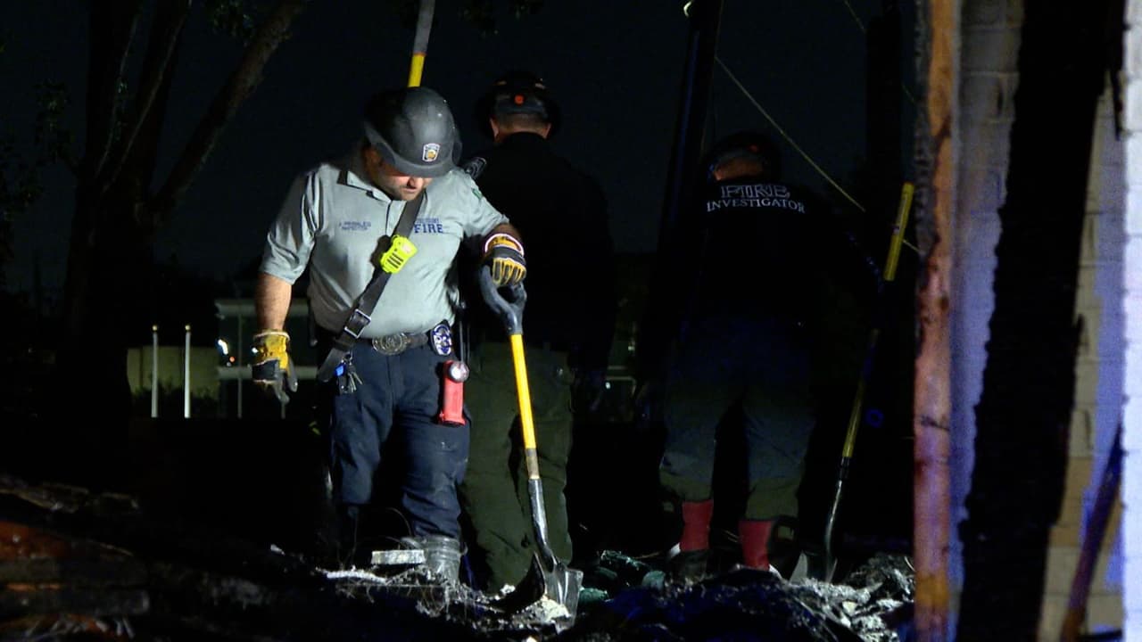 <h3 class="cms-H3-H3">Aún se desconoce la causa</h3> Por ahora,
<b> la causa del incendio sigue bajo investigación. </b>Los equipos forenses y de prevención trabajan en la zona para determinar si la explosión inicial fue provocada por una fuga de gas u otra fuente.
<br>
<b>Estatus:</b> información confirmada, investigación en curso.