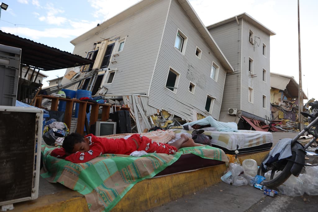 Las viviendas emblemáticas de los programas sociales del chavismo quedaron derrumbadas por los terremotos en Venezuela