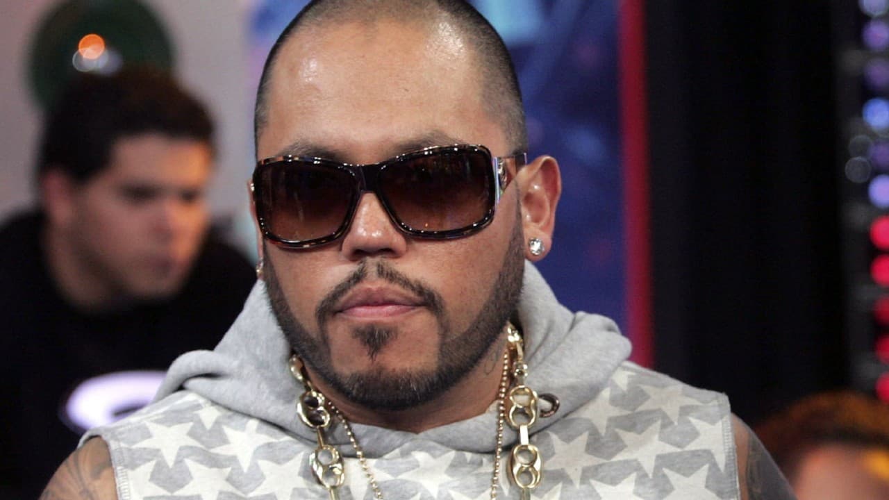 A.B. Quintanilla en problemas legales: debe más de medio millón de dólares al fisco