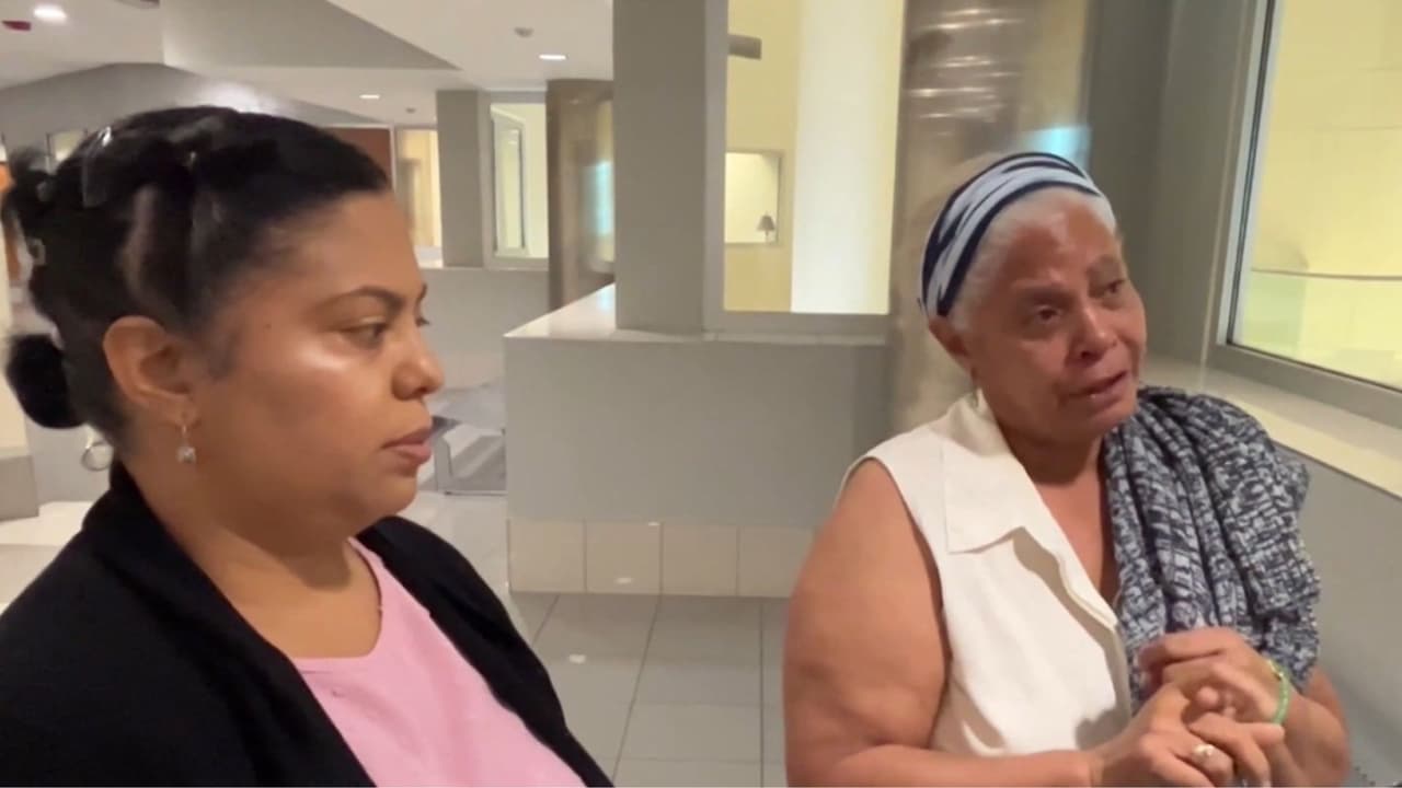 Madre hispana evalúa demandar al condado Marion por arresto de hija con crisis mental