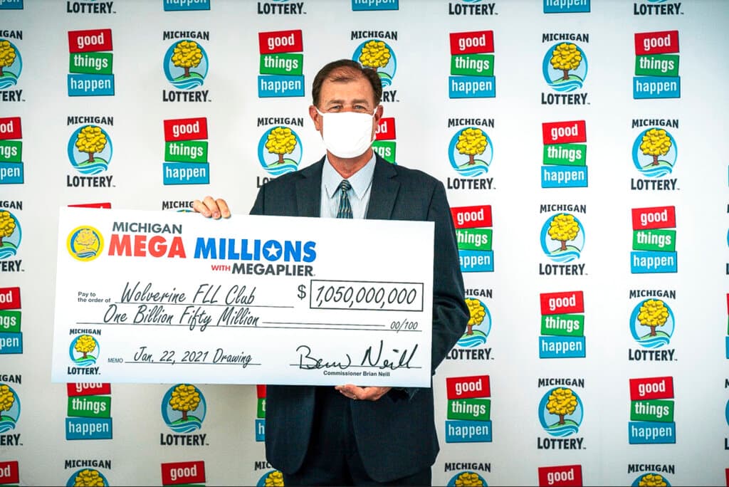 9.
<b>$1.050 mil millones de <a href="https://www.univision.com/local/arizona-ktvw/numeros-mas-comunes-sorteos-mega-millions">Mega Millions</a></b>, sorteados el 22 de enero de 2021 en Michigan. Fueron
<b>cuatro afortunados</b> que se repartieron el premio.