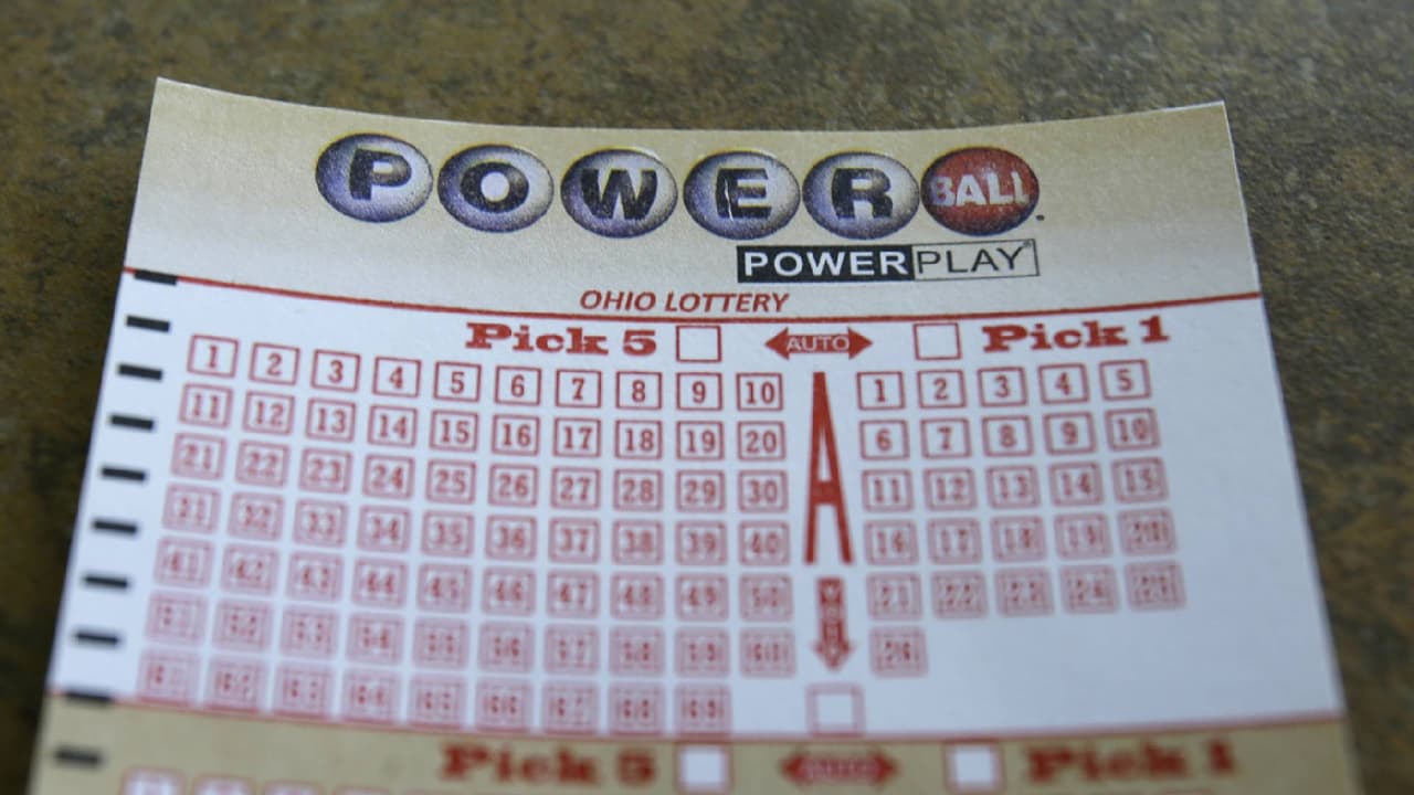 4.
<b>$188,900,000 millones de Powerball</b>, sorteados el 3 de junio de 2015 y ganados por
<b>María Herrera</b>.
