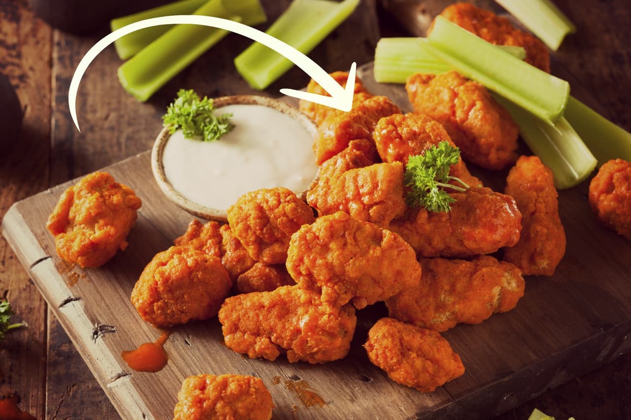 El polémico fallo de un tribunal de EEUU que determinó que las "alitas sin hueso"... pueden tener huesos