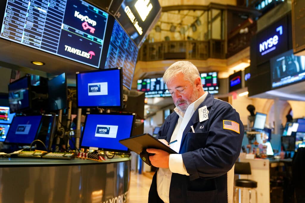 Los colapsos de Silicon Valley Bank y Signature Bank hunden a los bancos regionales en bolsa