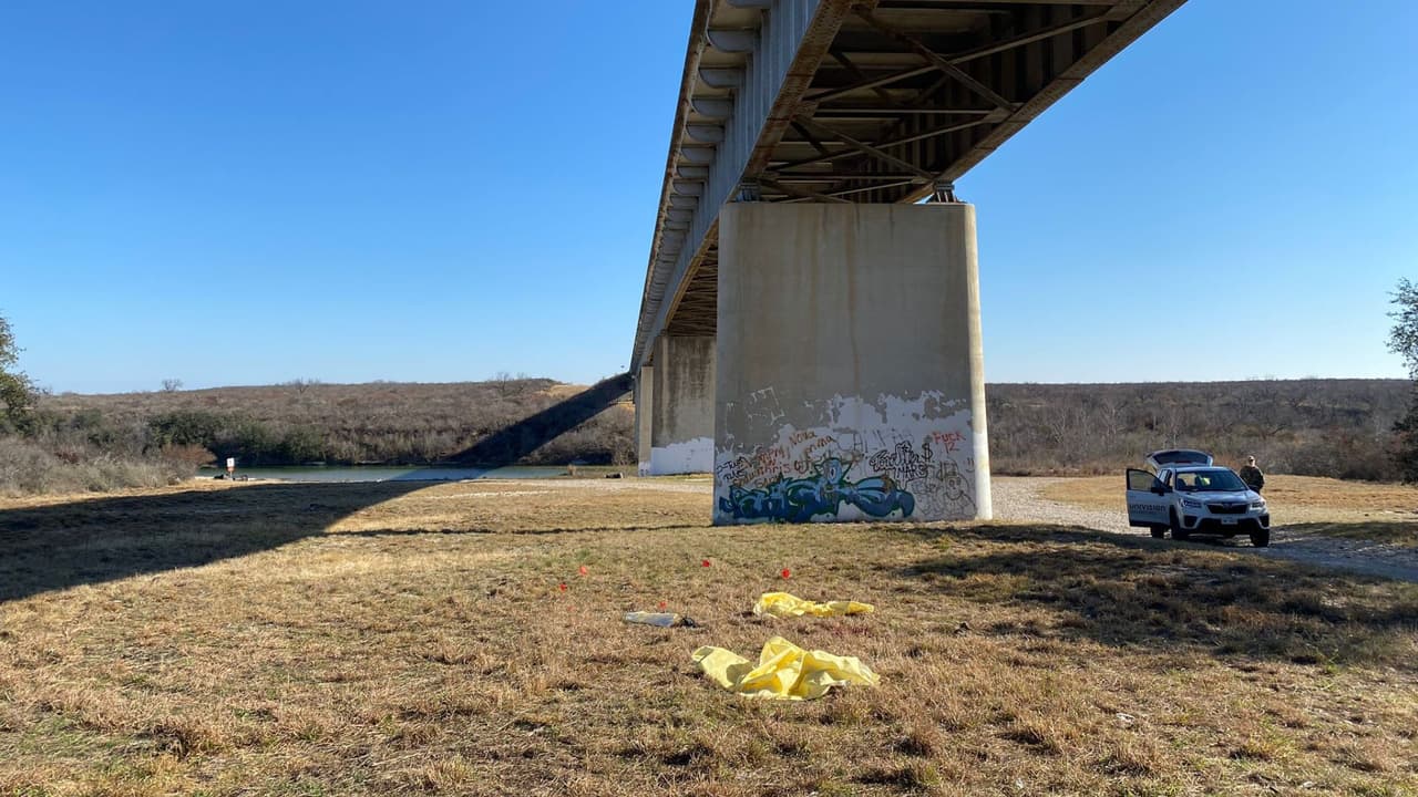 Fallecen 2 personas en choque mortal en el Condado de Zavala