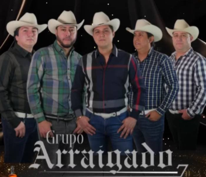 El asesinato de
<b>Julio César Beltrán, acordeonista del grupo musical Arraigado</b>, es el más reciente en una cadena de crímenes que han golpeado a la comunidad artística en México, muestra de que la violencia no perdona a nadie. A continuación, algunos de los casos más emblemáticos.