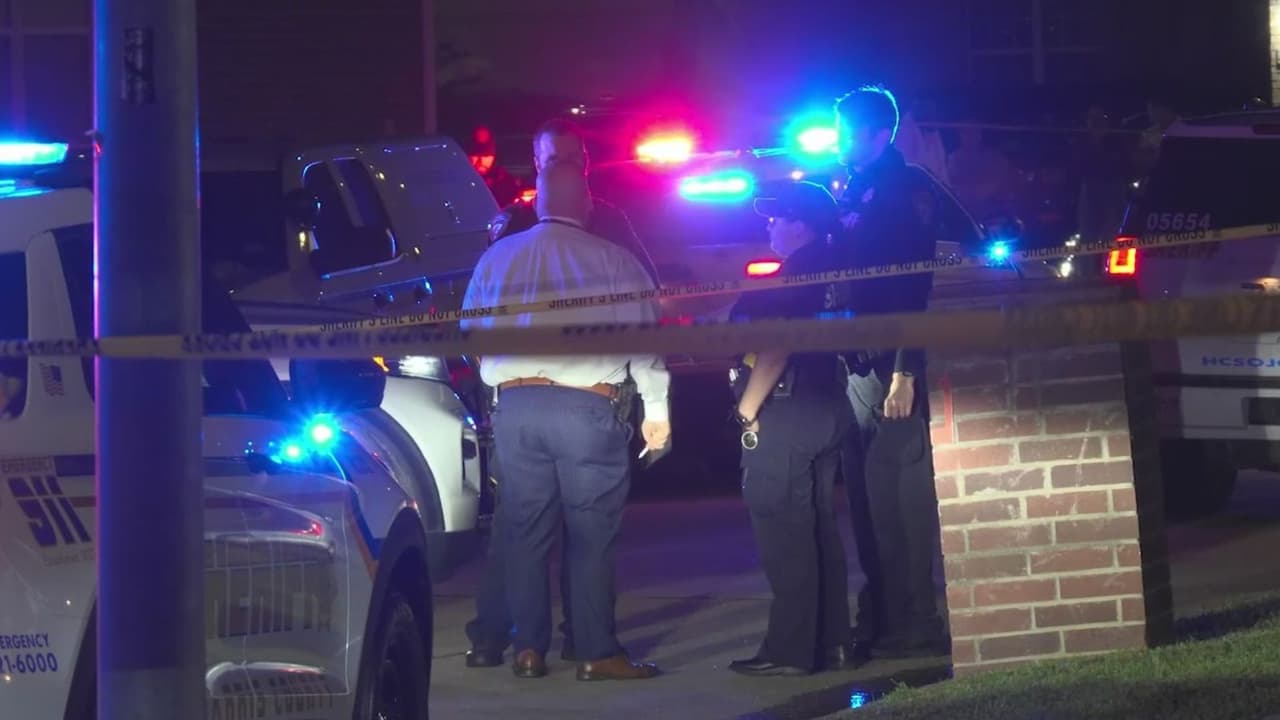 Un joven de 21 años muere baleado: su padre presuntamente le disparó por agredir con un ladrillo a su abuela