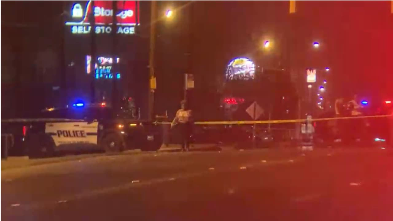 Huye conductor tras atropellar y matar a dos jóvenes en San Antonio