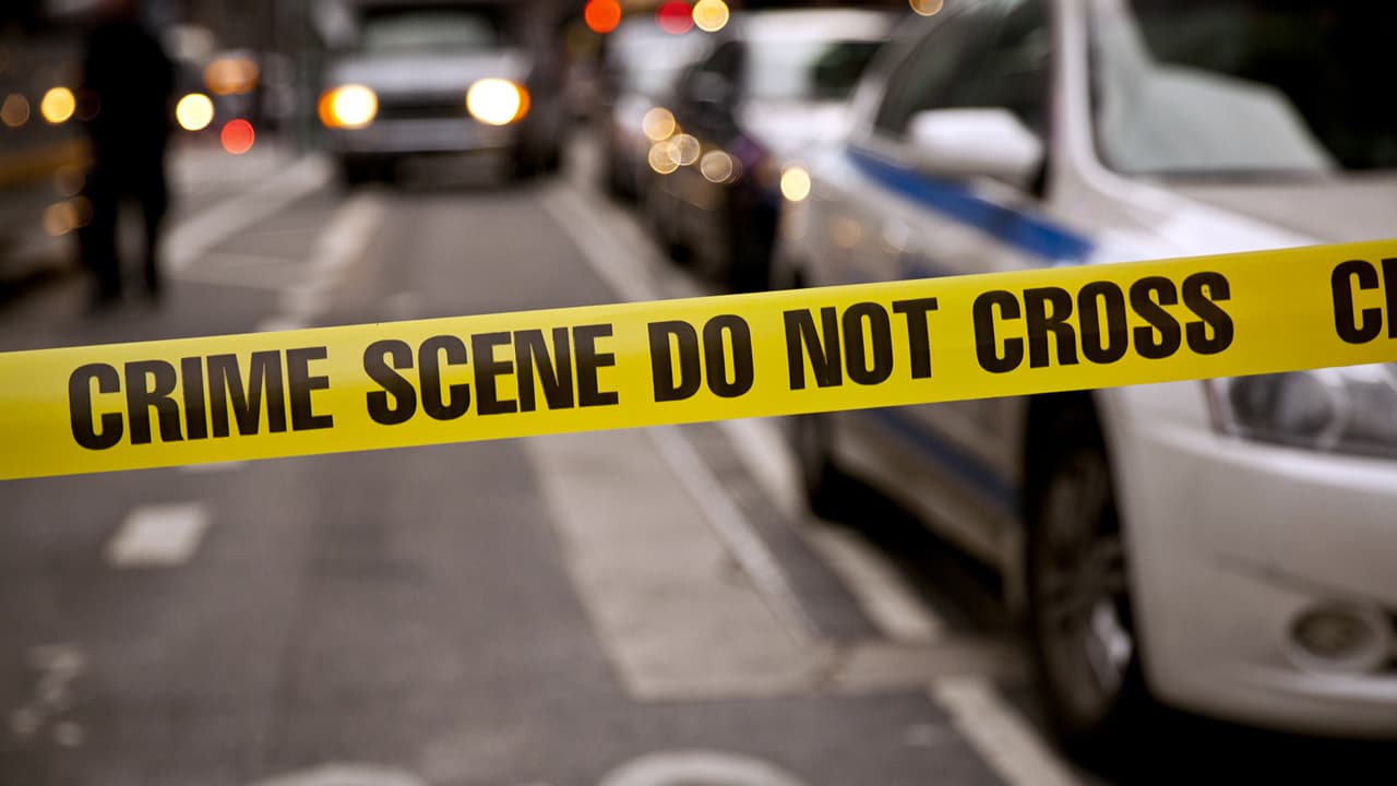 Madre de 4 muere atropellada frente a su casa tras persecución vehicular en Houston