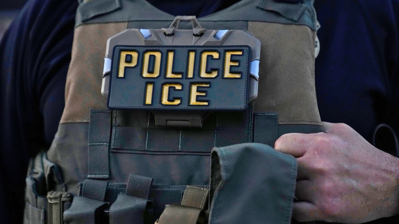 Agente de ICE arrestado por DUI en Florida: se suma a patrón nacional de delitos entre oficiales migratorios