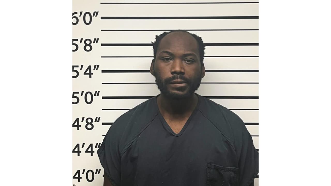 Noche sangrienta en Mississippi: hombre de 24 años acusado de matar a seis personas de su familia, incluyendo a una niña de 7 años