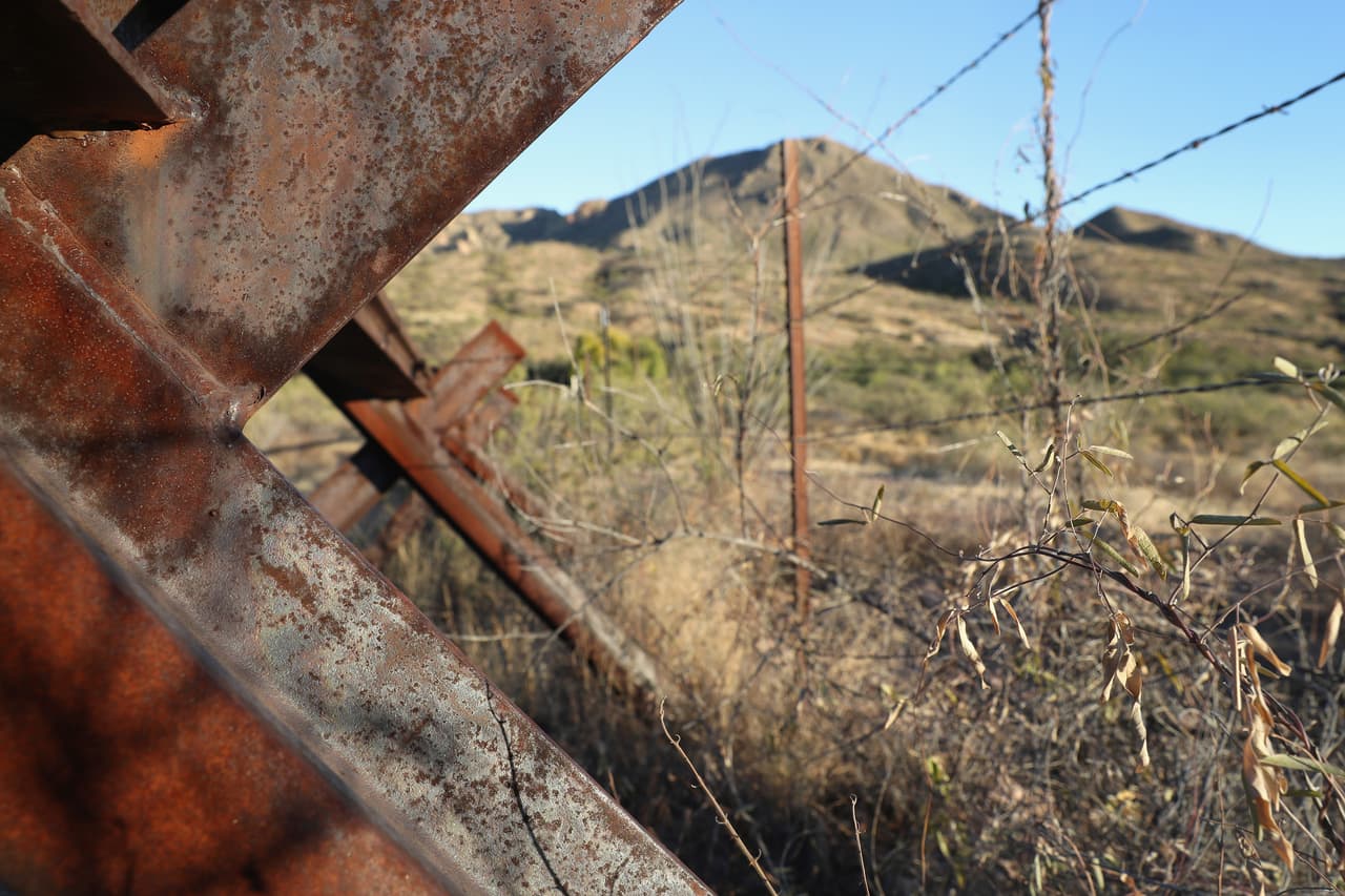 Indígenas propietarios de terrenos en la frontera de Arizona se oponen a la construcción del muro