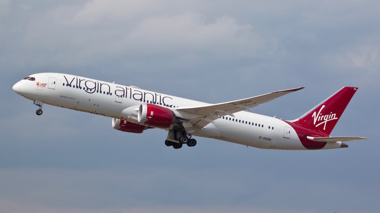 El futurista avión que voló de Londres a Nueva York con combustible hecho de aceites de cocina usados y grasas de animales