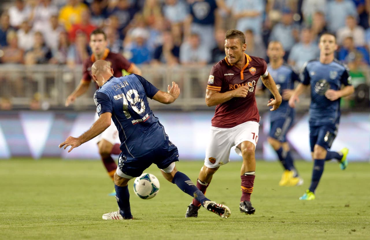 La leyenda de la Roma y campeón del mundo con Italia, Francesco Totti, estuvo presente en 2013. Bien dicen que ‘No Totti, No Party’, así que con la presencia de este crack la fiesta estuvo completa.