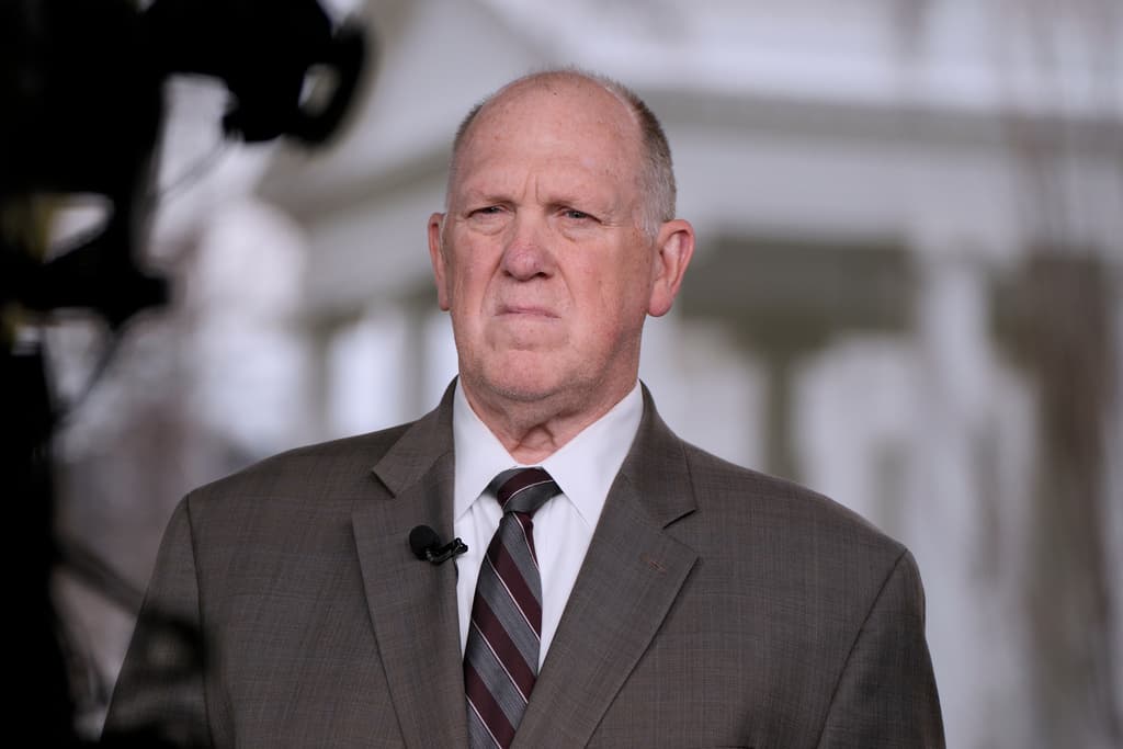 Tom Homan, “zar de la frontera”, acusa a demócratas de cerrar el DHS para debilitar a ICE