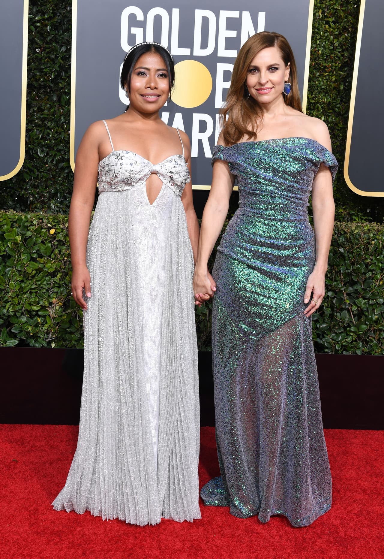 <b>#7 </b>
<br>Otro look en donde el plateado resplandeció en Yali fue el vestido Miu Miu que portó en los Golden Globes de 2019. Con este diseño, la mexicana lució un poco de piel con un cut-out en el torso.
<br>