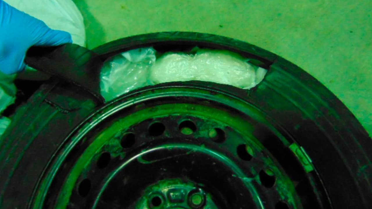 Se presume que una persona es inocente a menos y hasta que se presenten pruebas competentes ante un jurado que establezcan su culpabilidad más allá de toda duda razonable.