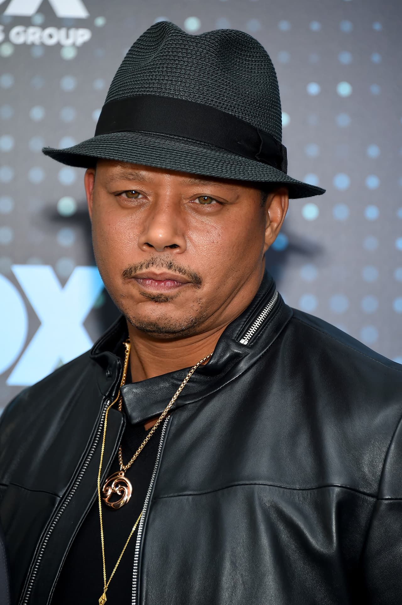 En una entrevista con ‘The Boston Globe’, Howard confesó que incluso tuvo marcas en el rostro por su radical “tratamiento”, pero al final tuvo un resultado favorable. "Tenía marcas de cicatrices por quemaduras en toda la cara, pero unos ocho meses después recuperé la mayor parte del movimiento”, expresó.