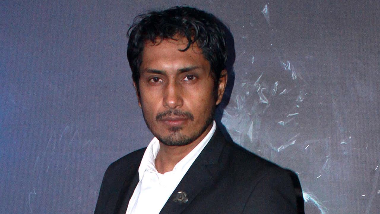 Tenoch Huerta renuncia a película tras acusaciones de violencia sexual