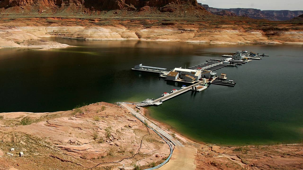 Hallan el cuerpo de un hombre de 77 años de Arizona en una embarcación en Lake Powell