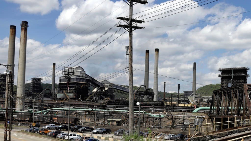Al menos dos muertos y 10 heridos deja la explosión en planta de US Steel en Pensilvania