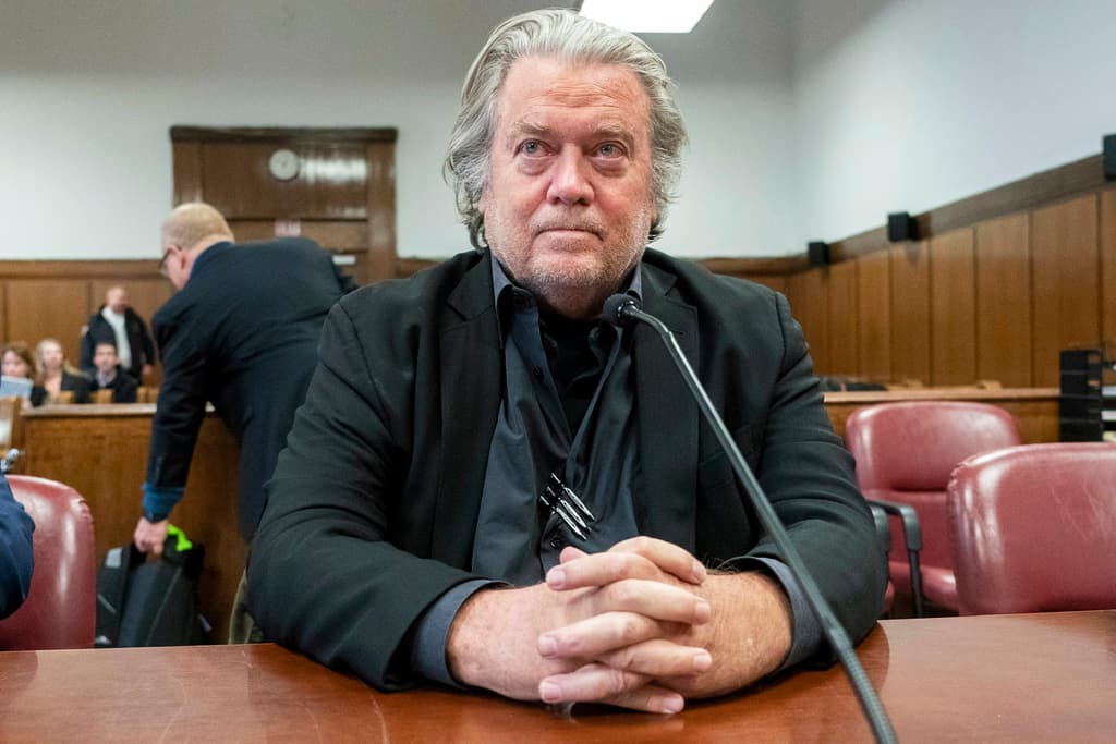 El Departamento de Justicia de EEUU busca anular la condena a Steve Bannon, exasesor de Trump