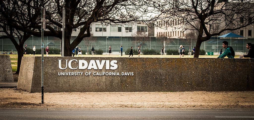 <b>UC Davis – Physiology of Cannabis</b>
<br>Esta programa está diseñado para estudiantes de biología, con un enfoque en cómo el cannabis afecta al cuerpo humano, incluidos sus valores terapéuticos