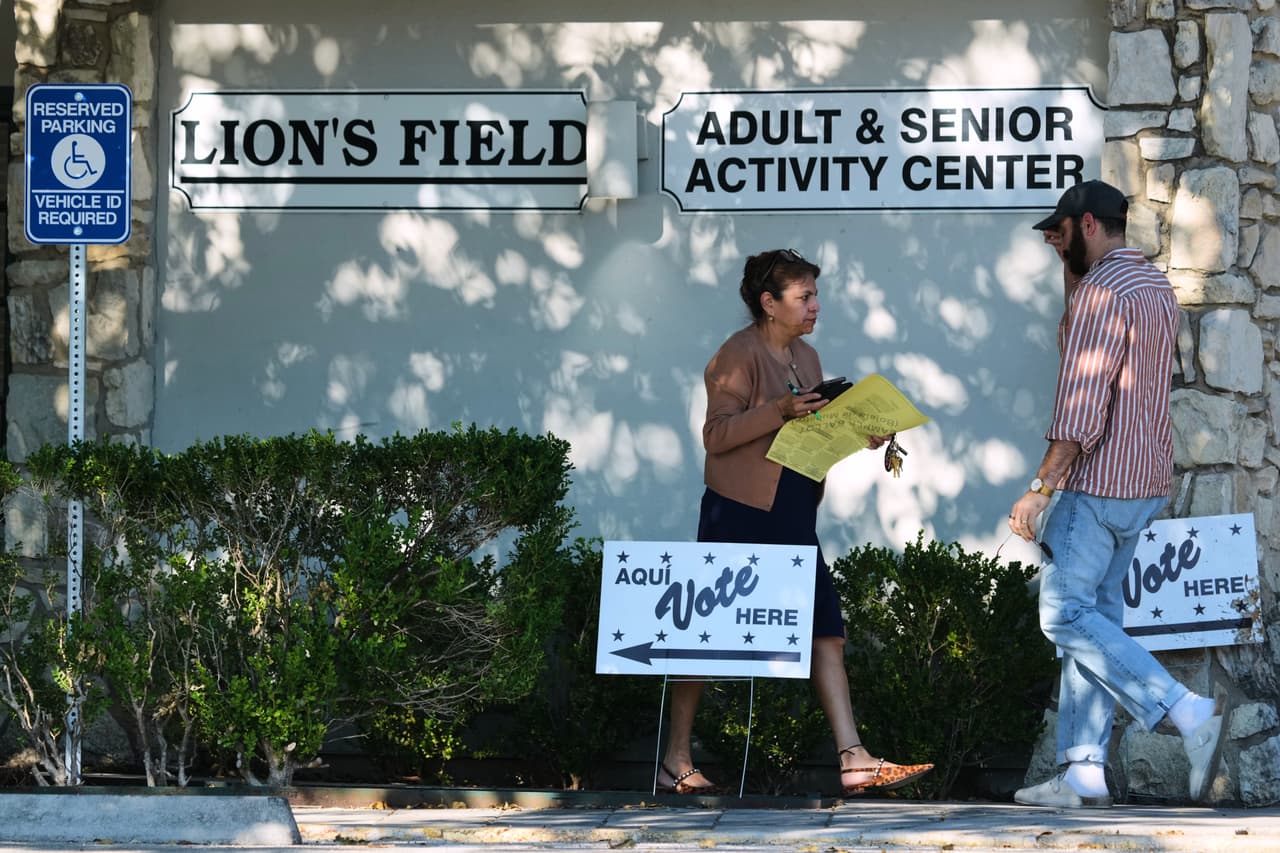 A nivel estatal hay 17 propuestas, algunas son excepción de impuestos de propiedad a dueños de casa que sean ancianos y que tengan alguna discapacidad, también se vota por declarar que solo ciudadanos estadounidenses puedan votar, entre otras.