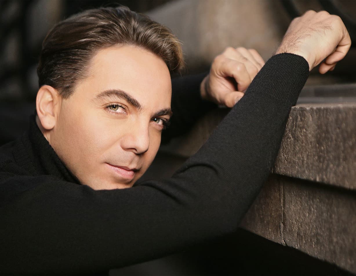 Cristian tiene 42 años, hace siete que se reencontró con 'El Loco' y comenzó a llevarse bien con él, pues antes jamás se hablaron.
<br>