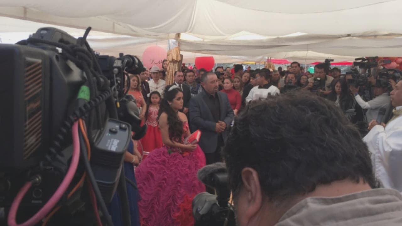 Después de la misa iniciaron oficialmente los festejos, que incluyeron un baile y una 'chiva' (carrera de caballos).