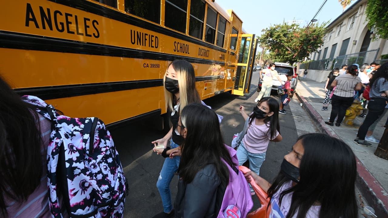 Claves del cambio de horario en las escuelas de California que debes conocer