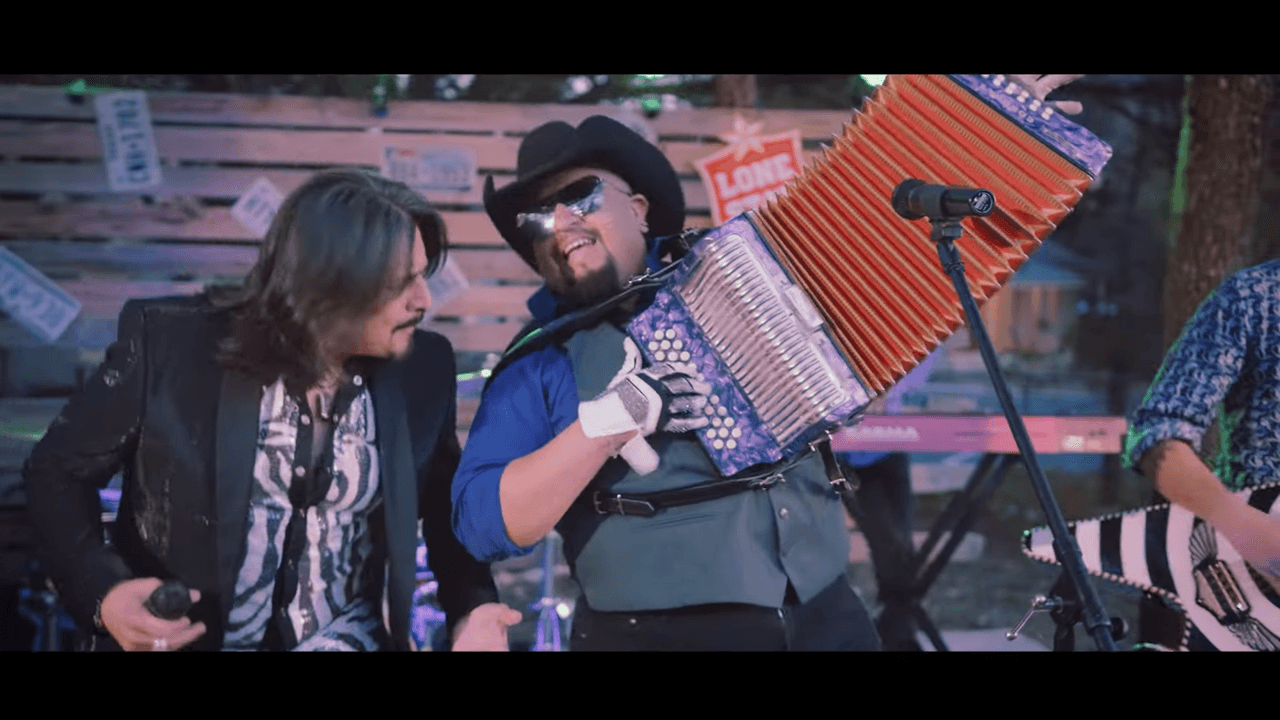 New Tejano Music: "Por La Madrugada" Sunny Sauceda, Duet w/ Pete Astudillo