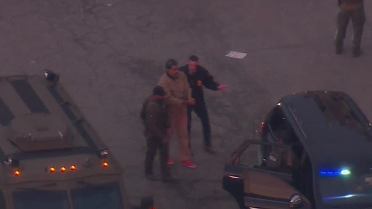 Cerca de las 7 de la mañana de este lunes,
<b>Nicolás Maduro y Cilia Flores</b> fueron trasladados desde el Centro de Detención Metropolitano de Brooklyn hacia la Corte Federal del Distrito Sur de Nueva York, en un operativo coordinado por autoridades federales.