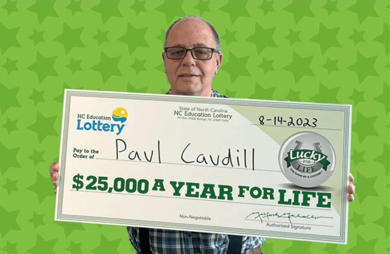 “Puedo pagar mi casa ahora”: la suerte de un hombre que ganó $25,000 por año de por vida