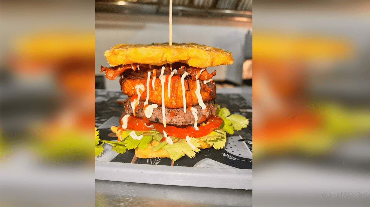 Hamburguesa de Tres Golpes. Una receta del Chef Christian para La Fuerza de Creer 4: Dulce Sazón.