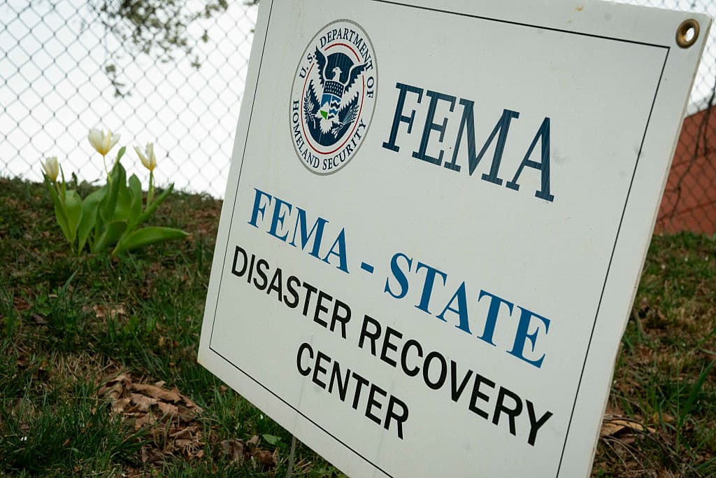 Florida pierde casi $300 millones en fondos federales para mitigar huracanes e inundaciones