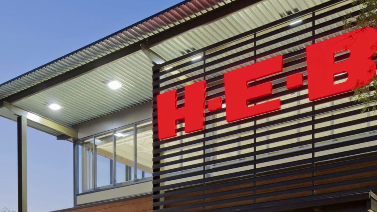 Una tienda HEB en el norte de Texas regaló la compra a varios de sus clientes