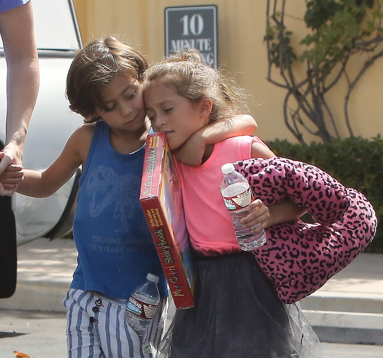 Emme y Max se llevan de maravilla y son grandes cómplices.