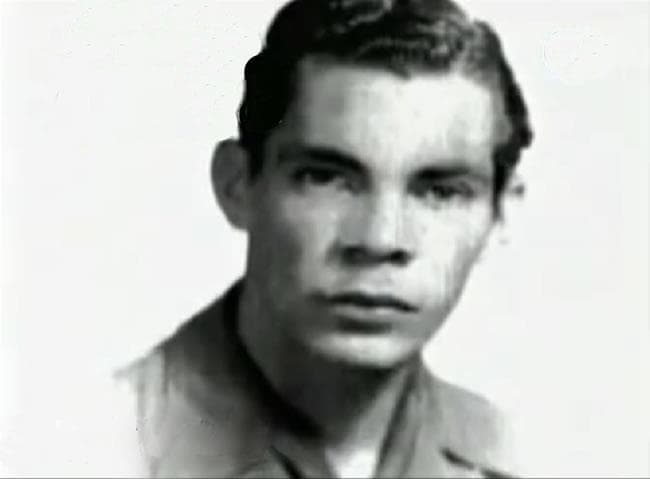 El mayor de la dinastía nació el 2 de septiembre de 1923 bajo el nombre
<b>Ramón Antonio Esteban Gómez de Valdés y Castillo.</b>
<br>