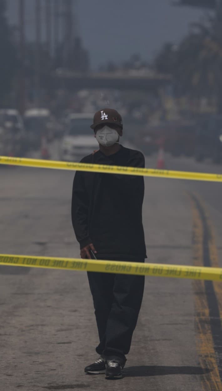 Incendio en almacén de Boyle Heights pierde fuerza: qué dicen los bomberos de Los Ángeles