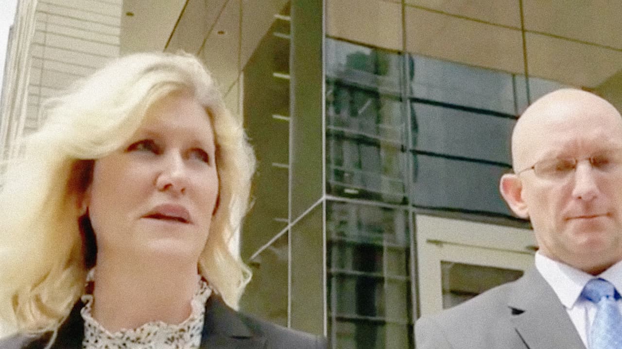 El abogado de Miles buscaba una sentencia de 30 años alegando que su cliente tenía un "cerebro dañado".