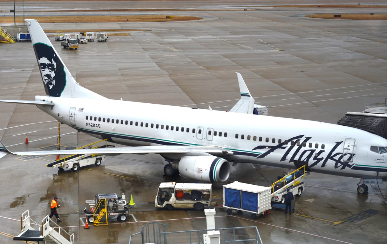 <b>Puesto 4. Alaska</b>
<br>
<br>Puntos: 59.70.
<br>
<br>Mejor desempeño: salas de espera VIP.
<br>
<br>Peor desempeño: cambios en tarifas de equipaje.
<br>