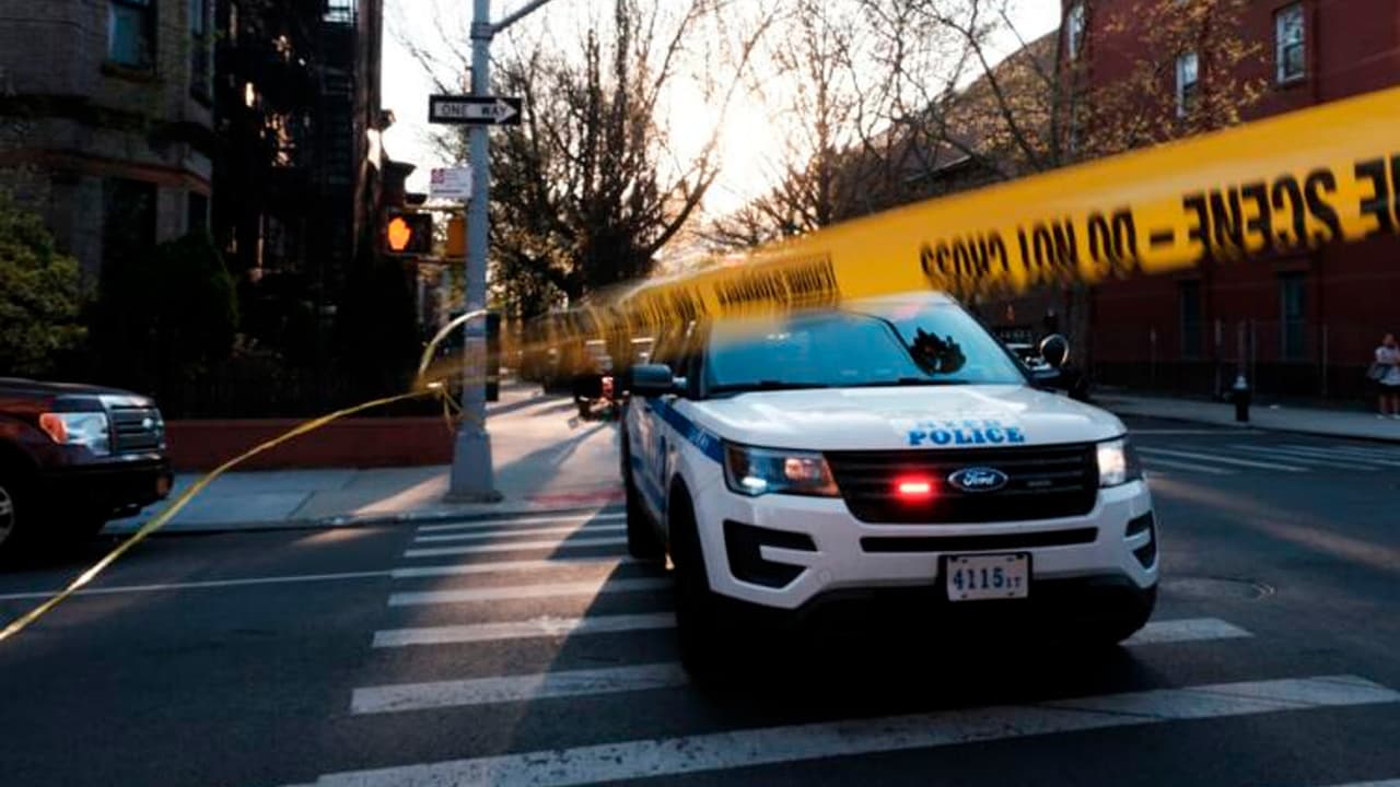 Tiroteo en edificio del Bronx deja un adolescente de 15 años muerto y otro de 14 herido