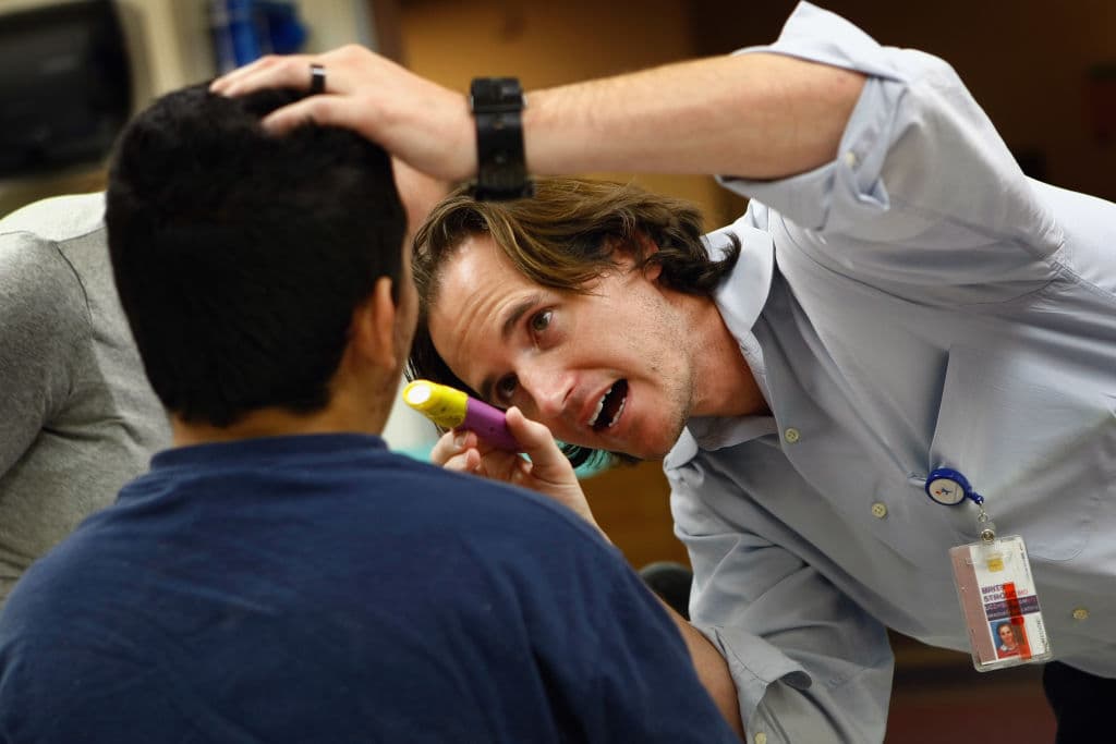 ¿Por qué casi 700 mil niños en Florida ya no tienen seguro médico de Medicaid?