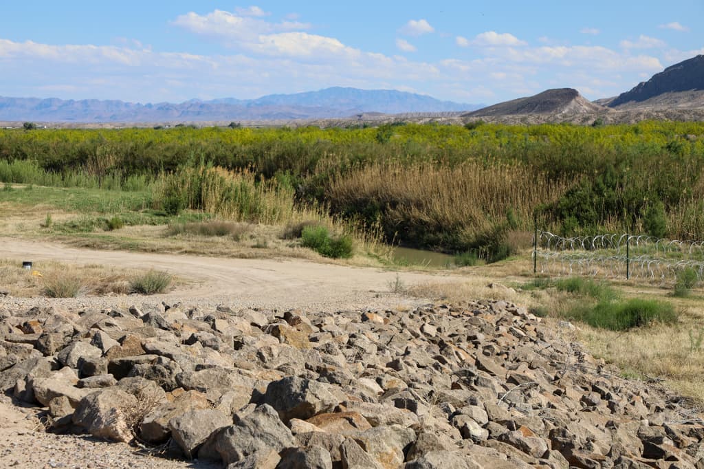 La administración Trump suspende la polémica construcción del proyecto frontera en el Parque Nacional Big Bend de Texas
