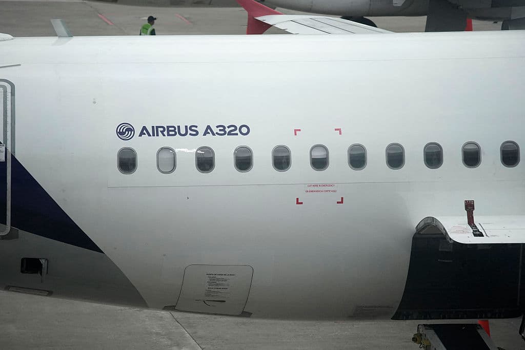 Reparación del A320 genera demoras durante retorno masivo de viajeros