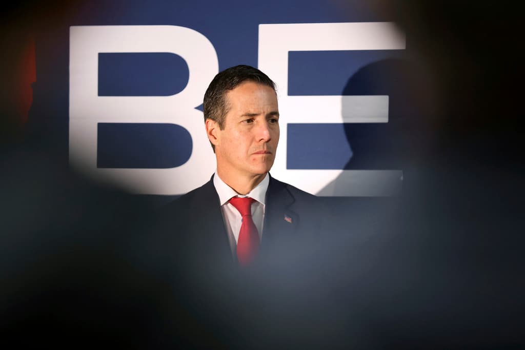 La idea de este senador originario de Colombia para eliminar la doble nacionalidad (y no es el primero)